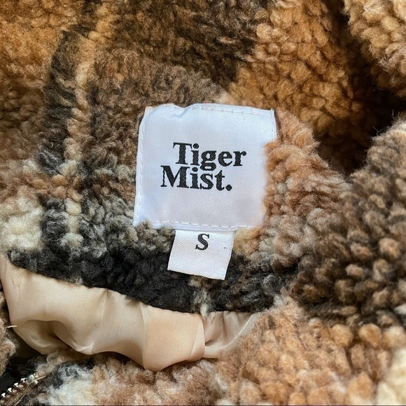 TIGER Mist Brooklyn Jacket Brown Plaid Fuzzy Zip Cropped Sherpa Coat small - Picture 9 of 11